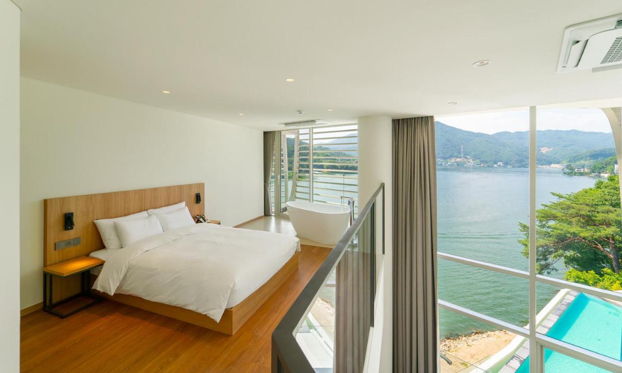 Gapyeong Suiteian Hotel&Resort Exterior photo